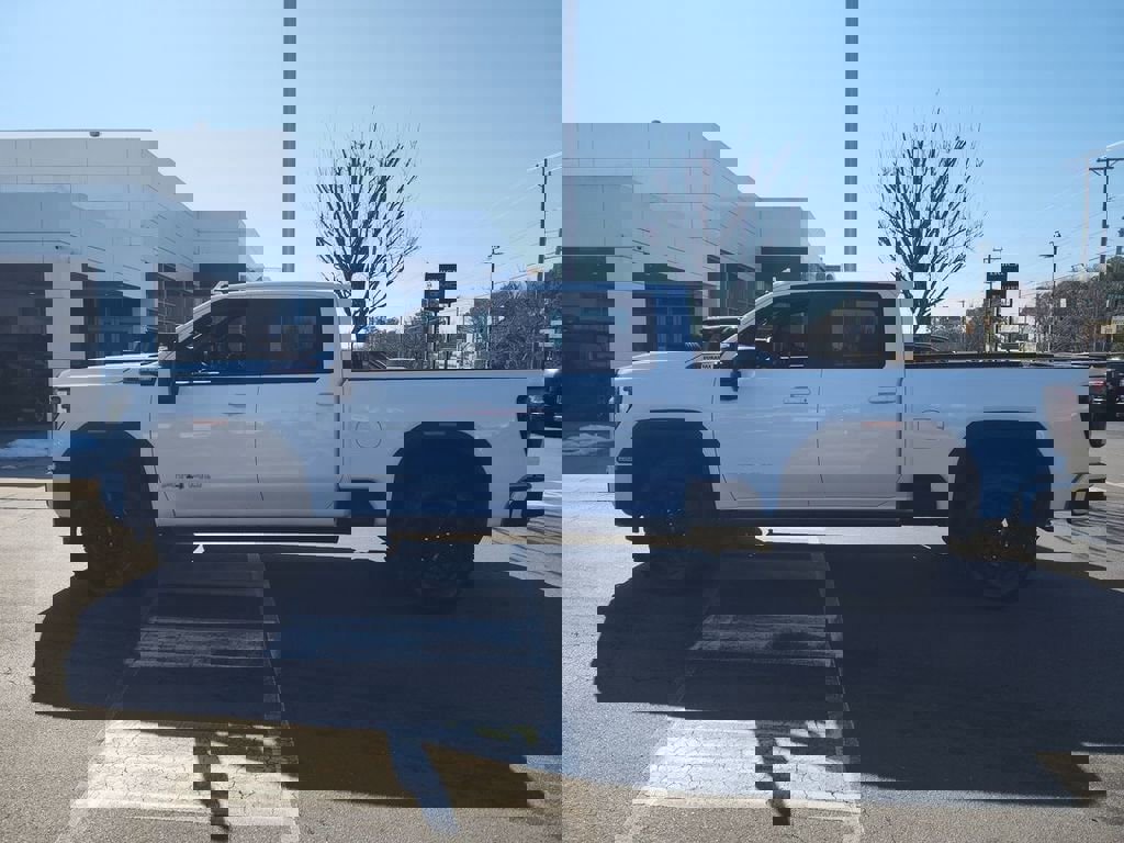 Certified 2024 GMC Sierra 2500 AT4 w/ AT4 Premium Plus Package image 6