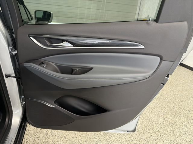 Used 2020 Buick Enclave Essence w/ Sport Touring Edition image 21