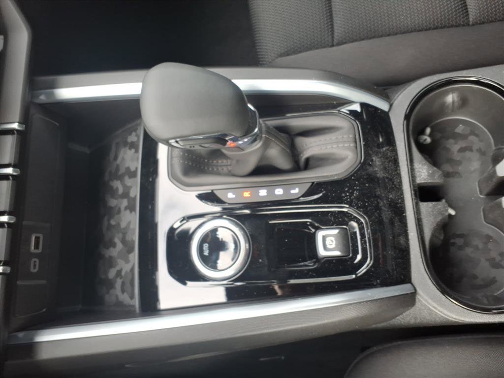 New 2026 Chevrolet Colorado LT image 11