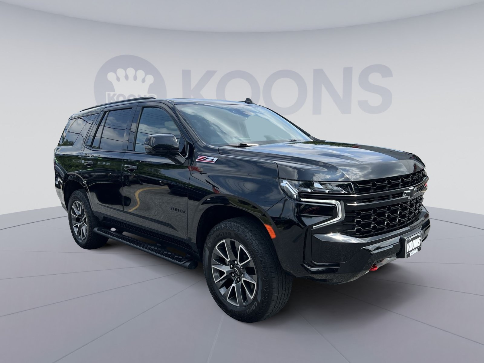Used 2024 Chevrolet Tahoe Z71 w/ Luxury Package AWD/4WD image 10