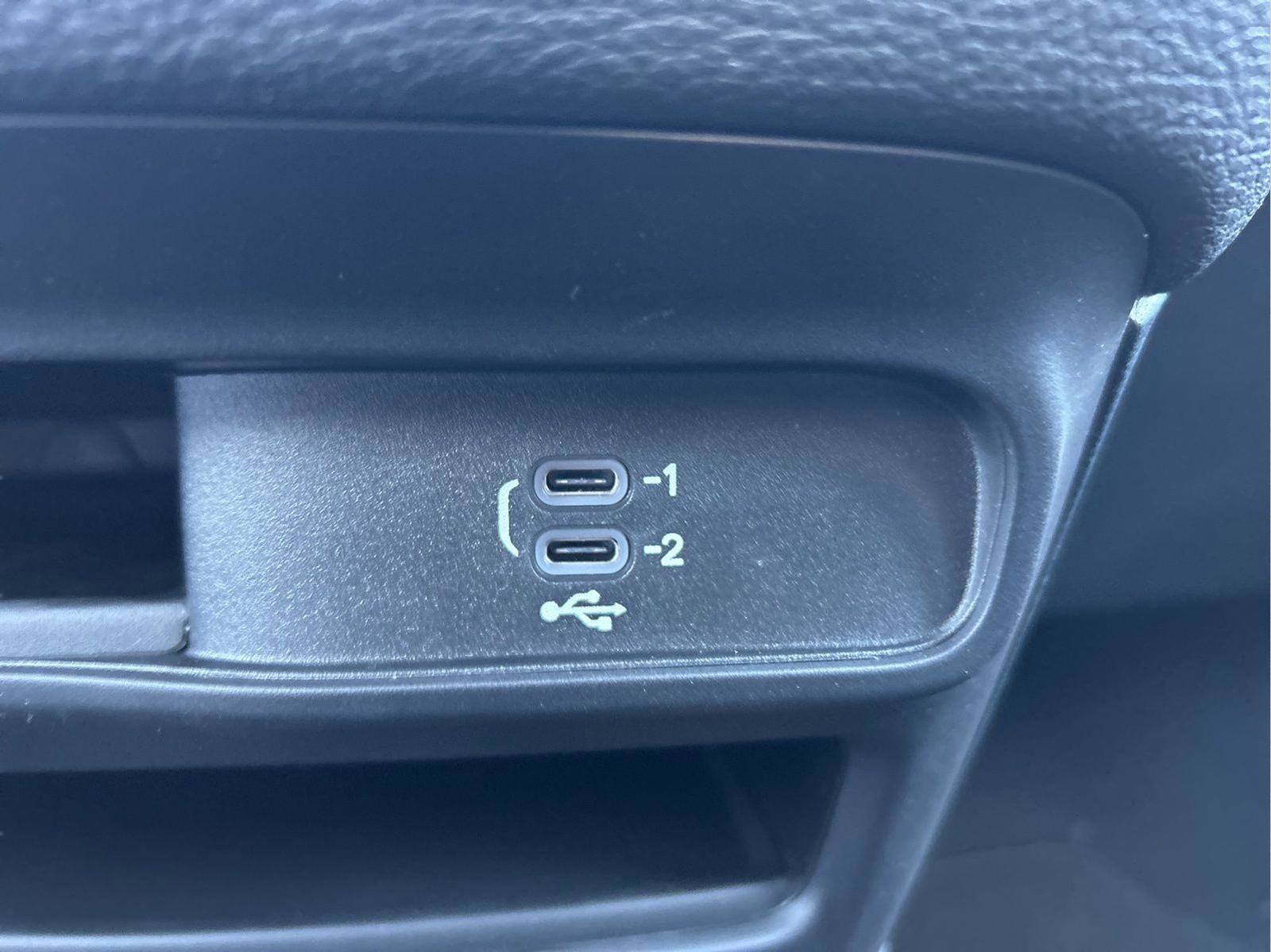 New 2026 Chrysler Pacifica Select image 20