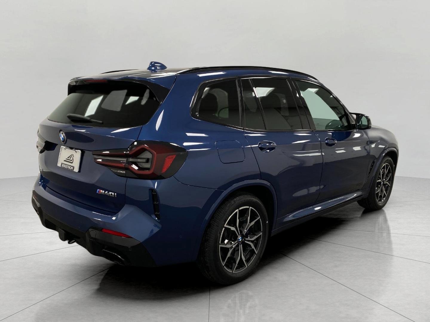 Certified 2022 BMW X3 M40i w/ Premium Package image 3