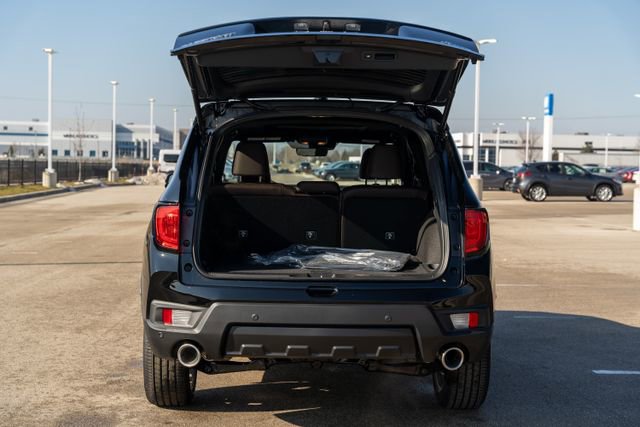 Used 2025 Honda Passport EX-L image 16