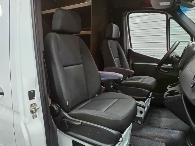 Used 2019 Mercedes-Benz Sprinter 3500 image 19