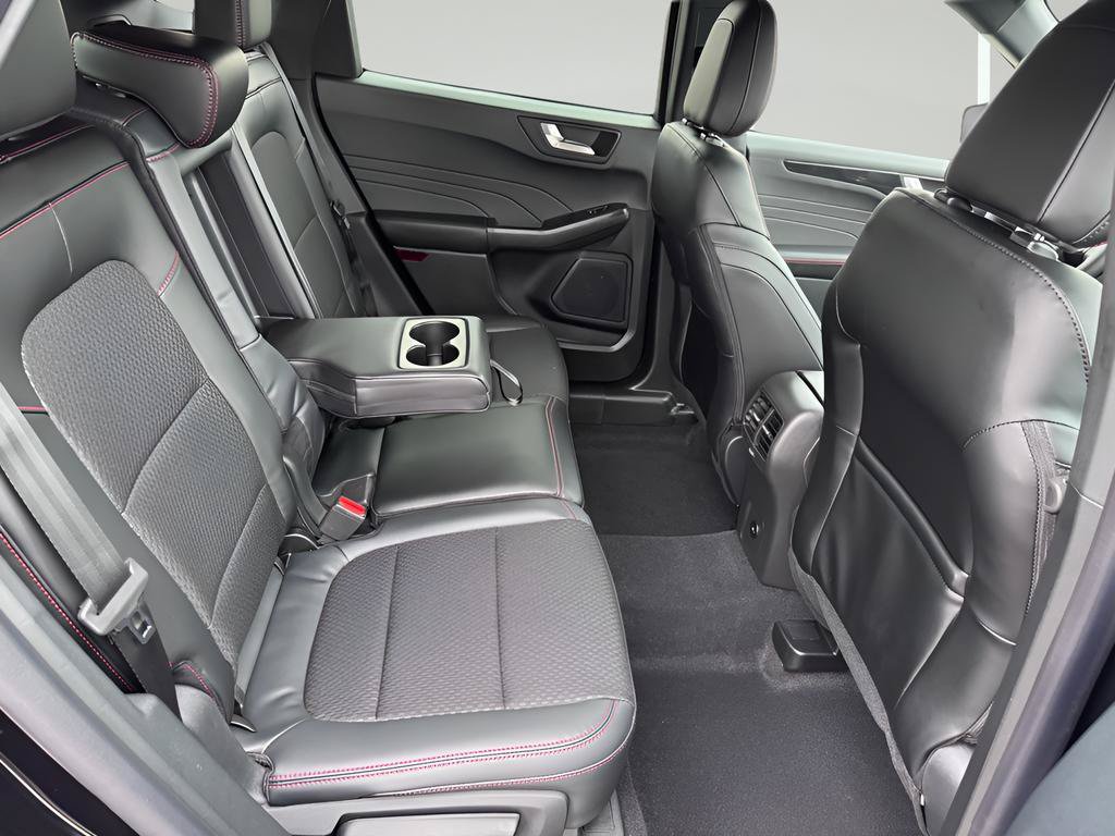 New 2026 Ford Escape ST-Line w/ Tech Pack #1 FWD image 30