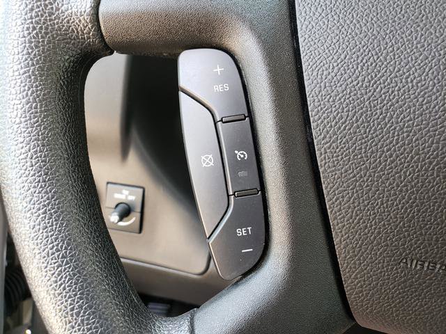 Used 2018 Chevrolet Express 3500 LT w/ LT Preferred Equipment Group RWD image 18