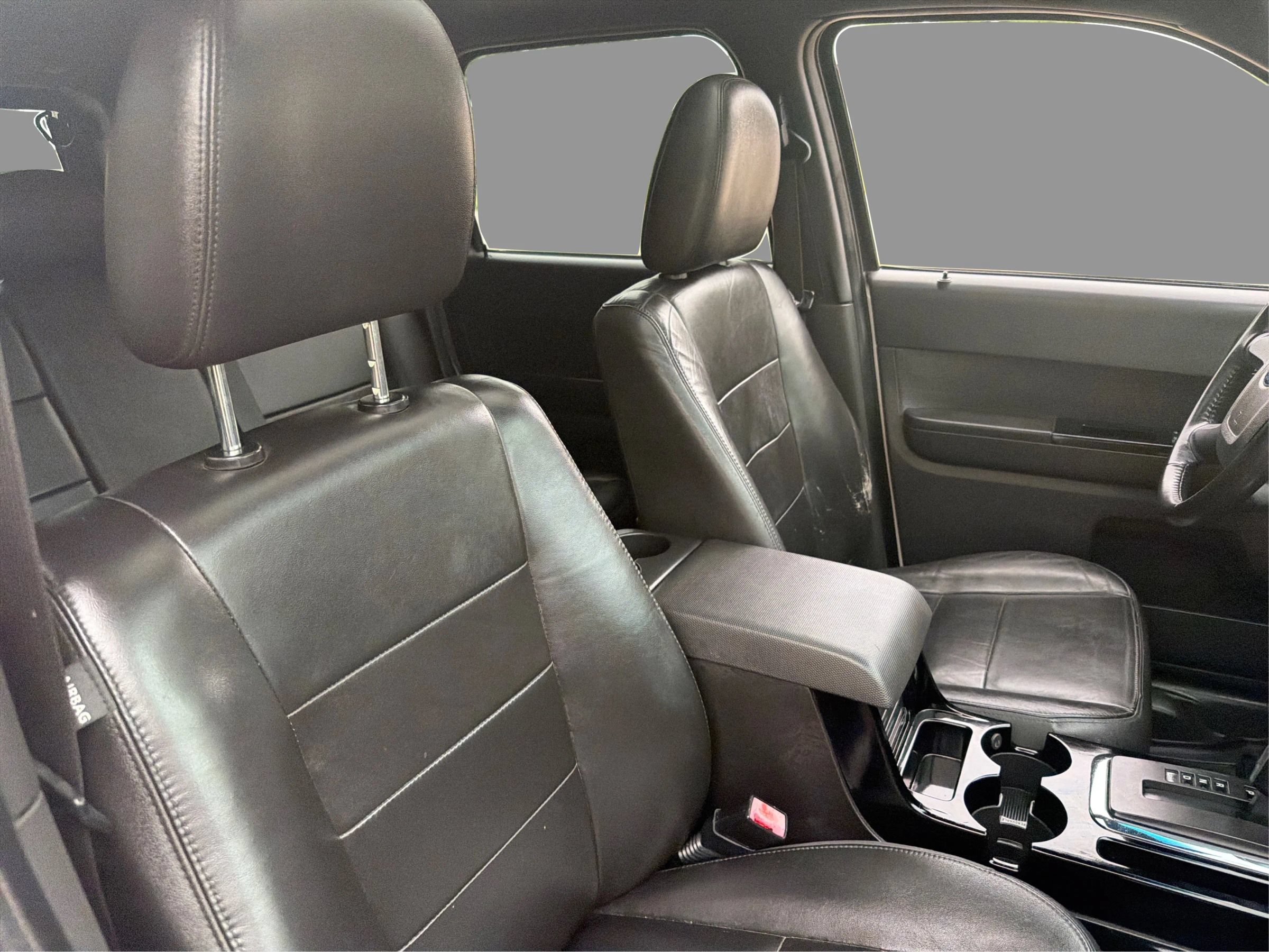 Used 2010 Ford Escape Limited FWD image 26