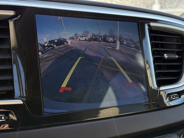 Certified 2017 Chrysler Pacifica Touring-L image 23