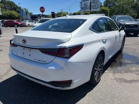 Used 2023 Lexus ES 250 w/ Premium Package AWD/4WD image 9