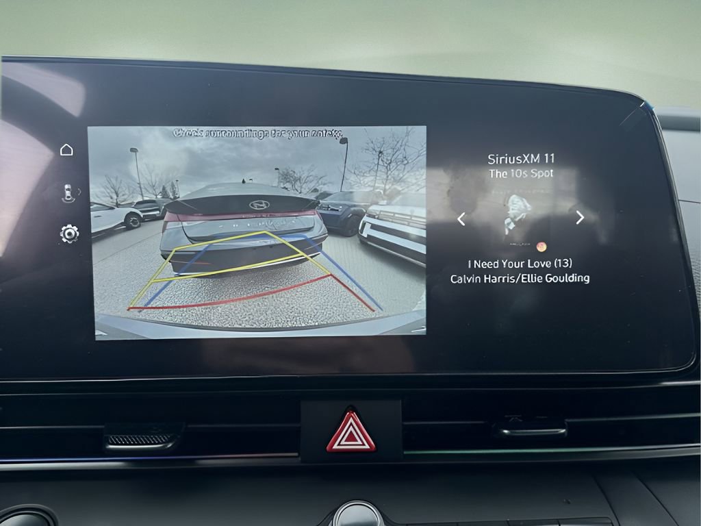 Used 2025 Hyundai Elantra SEL image 20