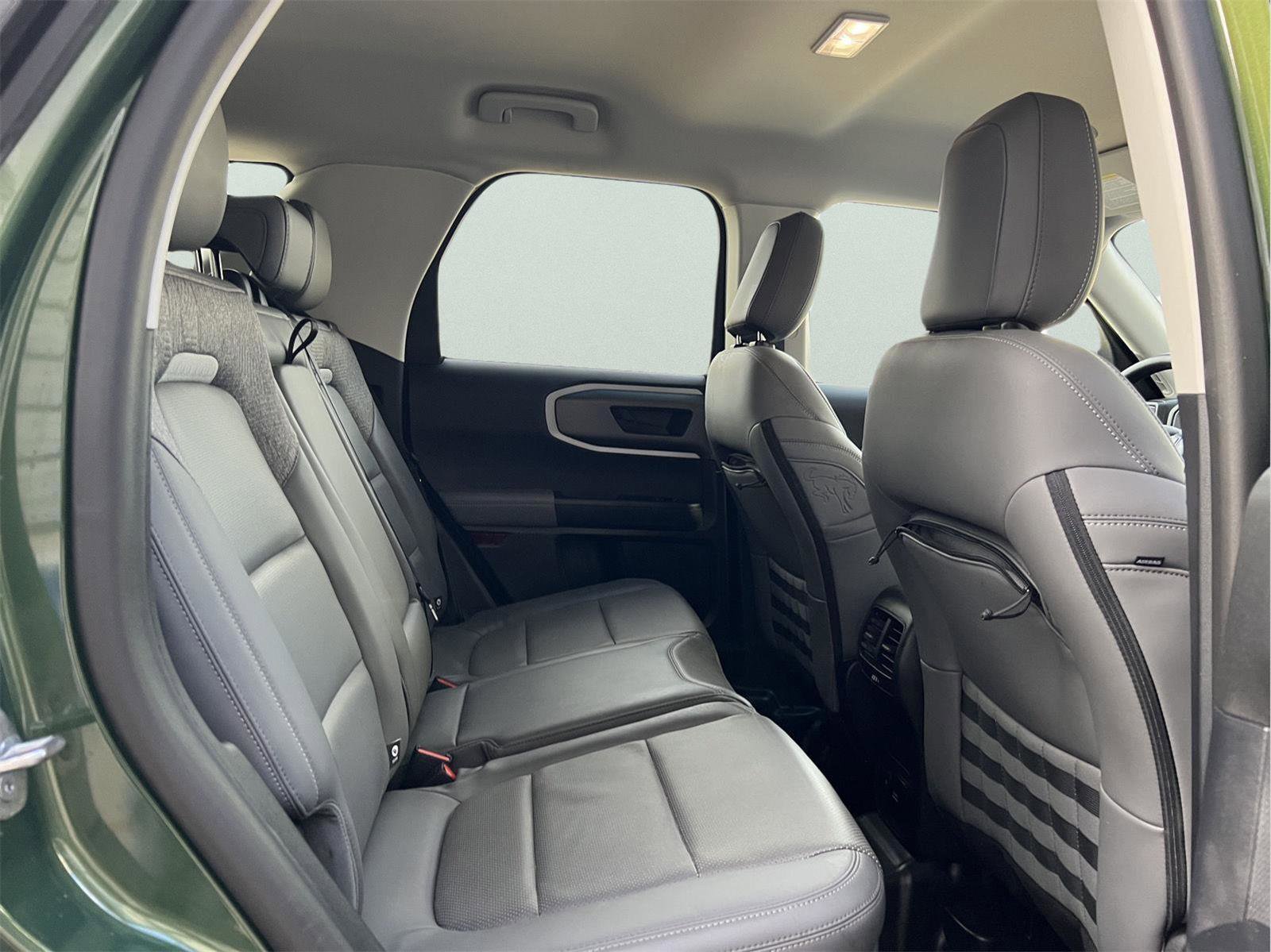 Used 2025 Ford Bronco Sport Badlands image 16