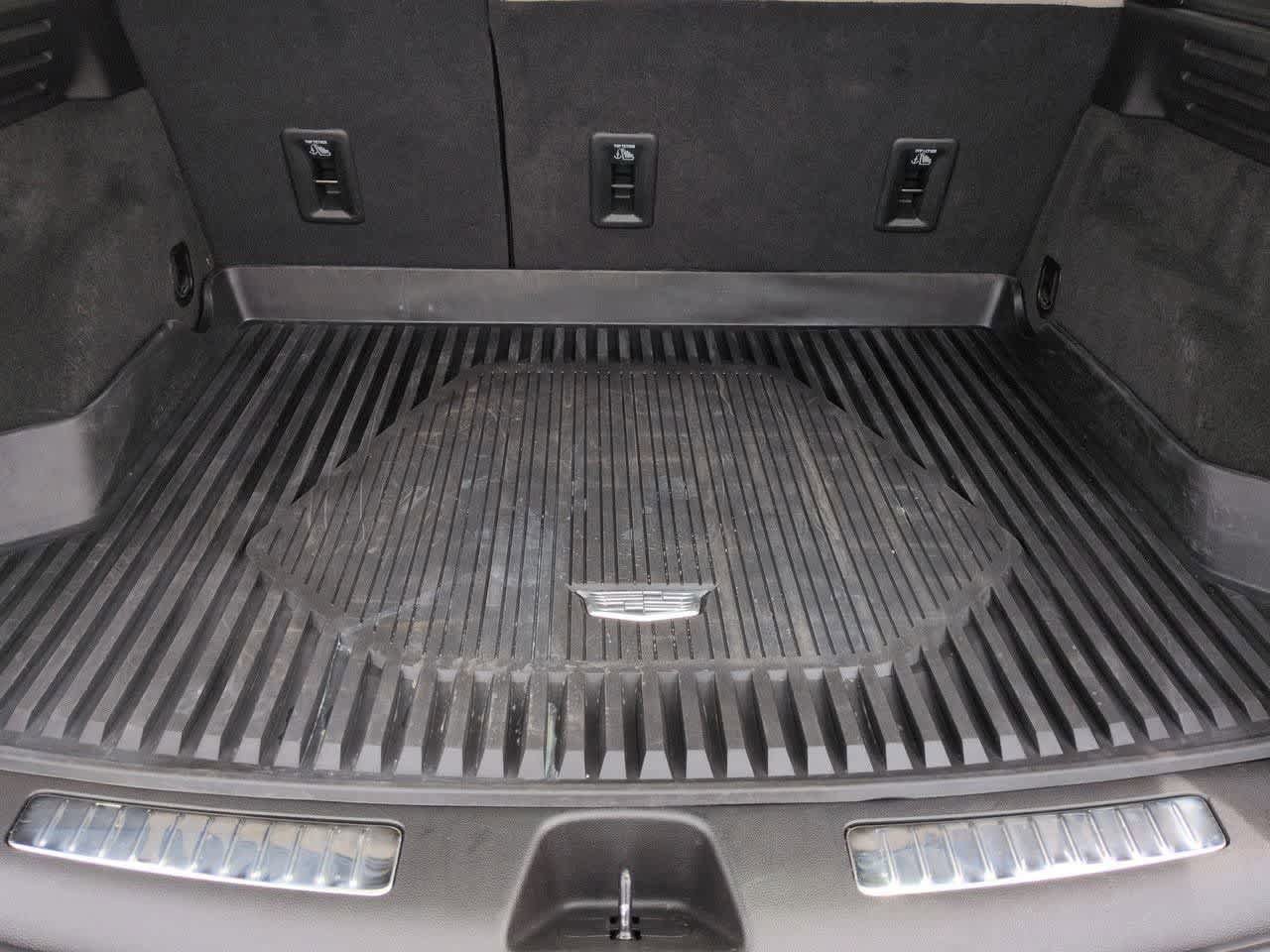 Used 2023 Cadillac XT4 Premium Luxury AWD/4WD image 33