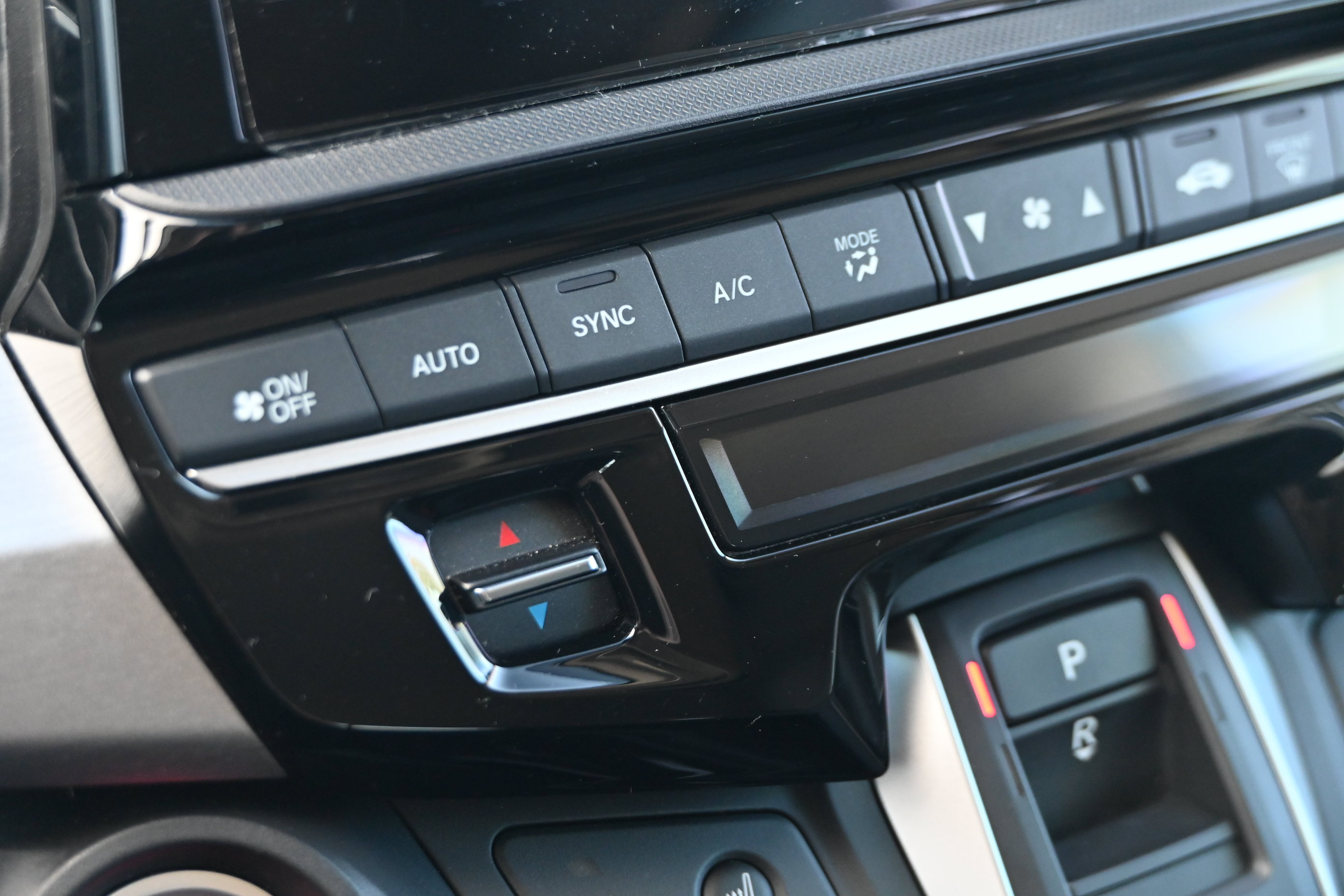 Used 2025 Honda Odyssey EX-L image 25