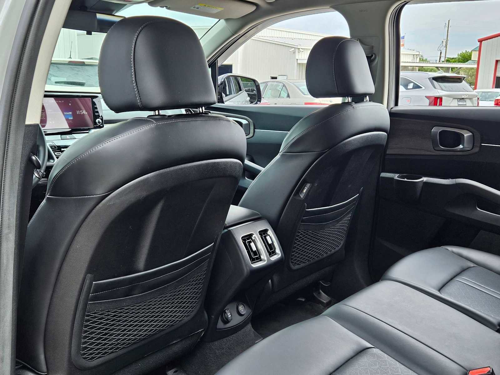 Certified 2023 Kia Sorento S image 17