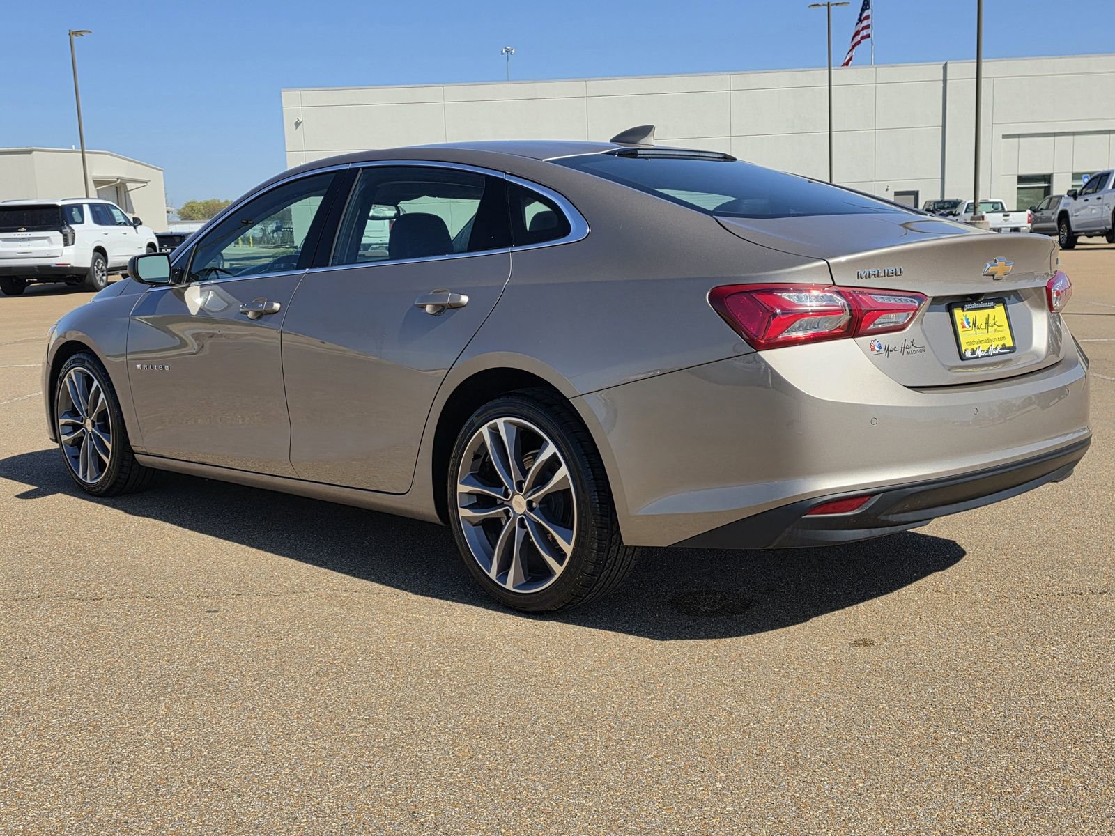 Used 2024 Chevrolet Malibu LT FWD image 7