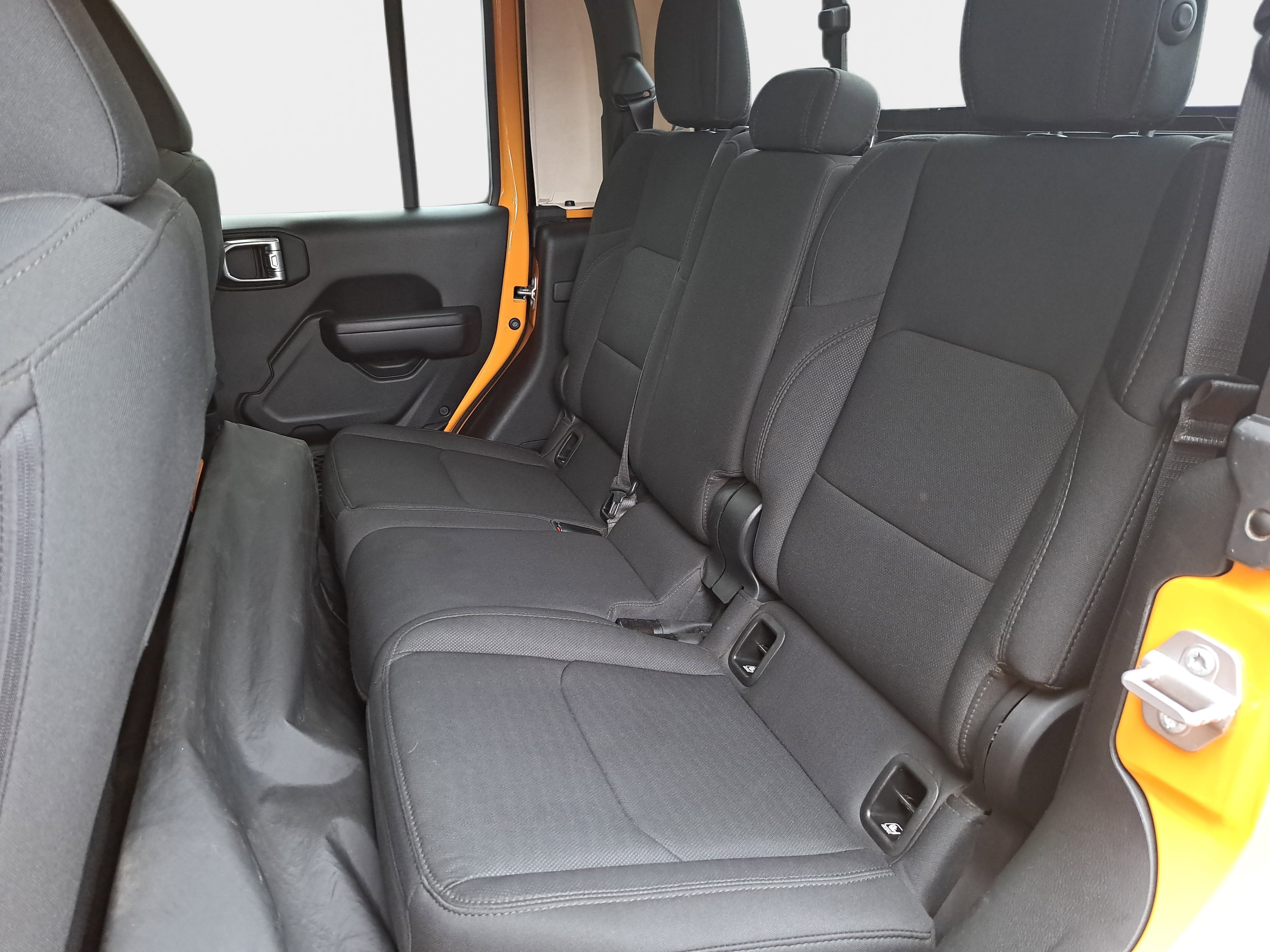 Used 2021 Jeep Gladiator Willys image 13