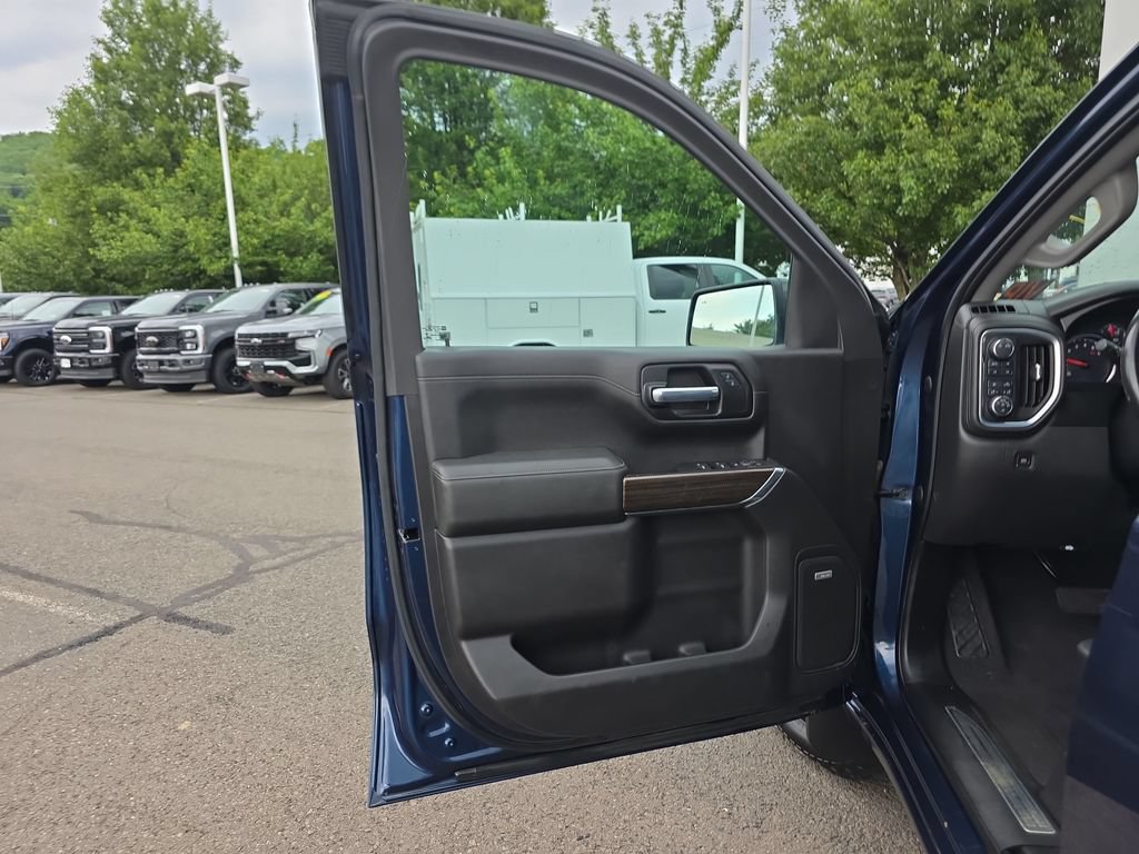 Used 2020 Chevrolet Silverado 1500 LT Trail Boss AWD/4WD image 20