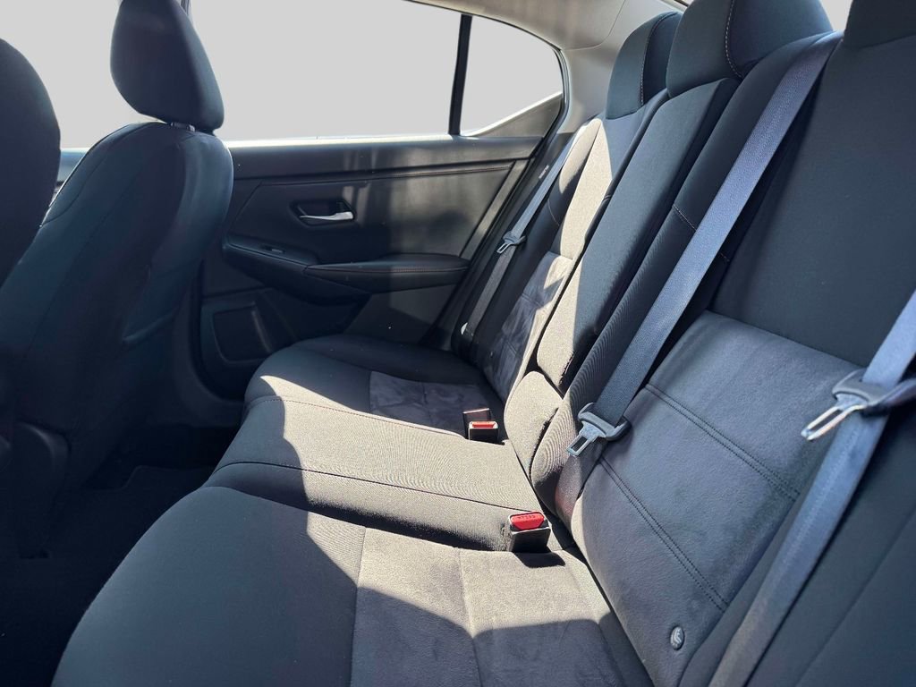 Used 2024 Nissan Sentra SR FWD image 12