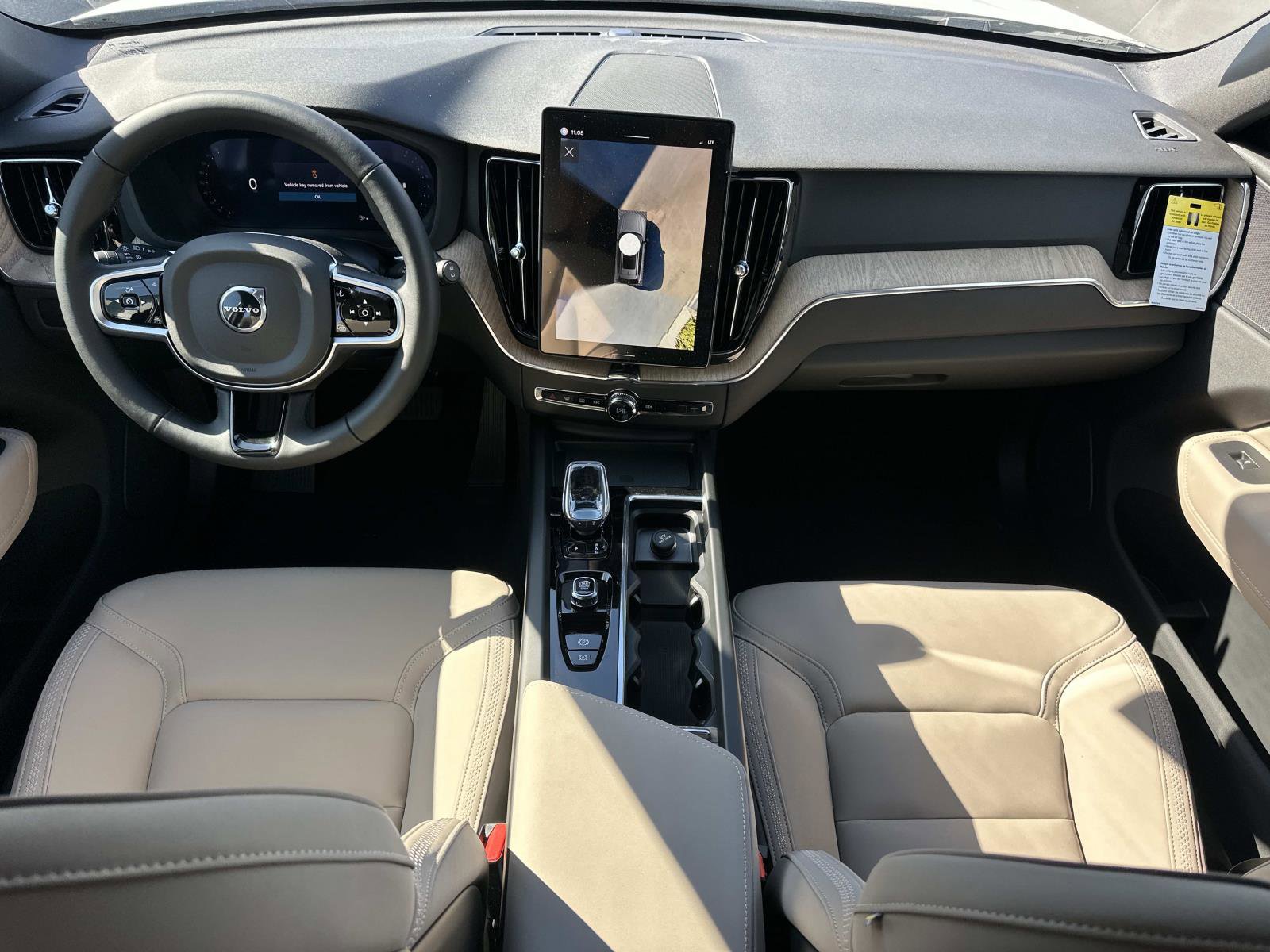 New 2026 Volvo XC60 B5 Plus w/ Protection Package Premier AWD/4WD image 7