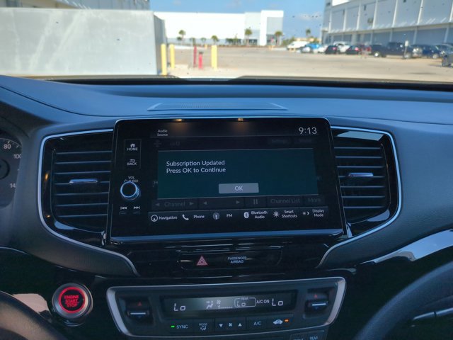 Used 2026 Honda Ridgeline Black Edition image 14