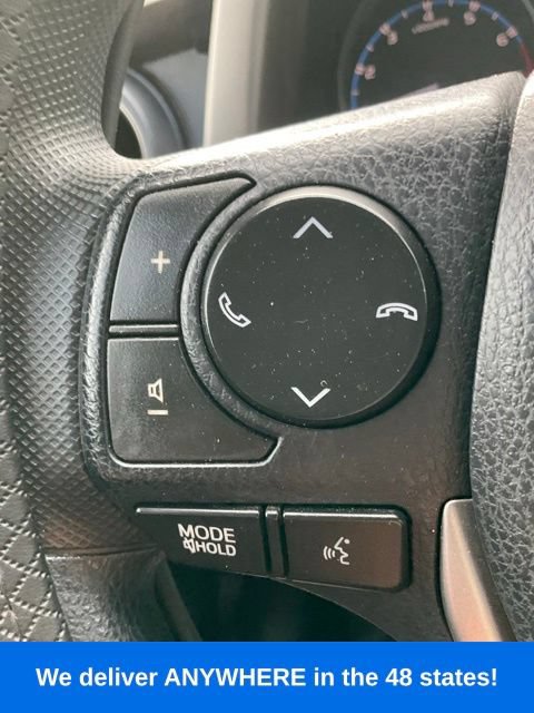 Used 2017 Toyota RAV4 LE FWD image 25