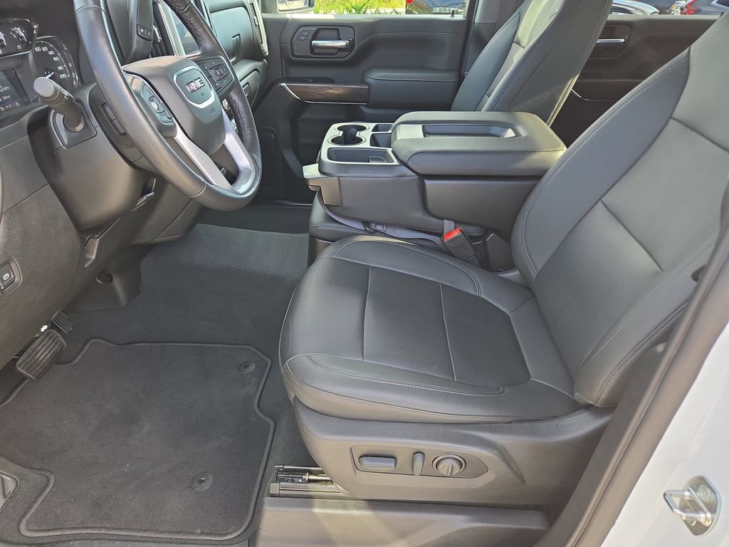 Used 2022 GMC Sierra 3500 SLT w/ Gooseneck/5TH Wheel Package image 18