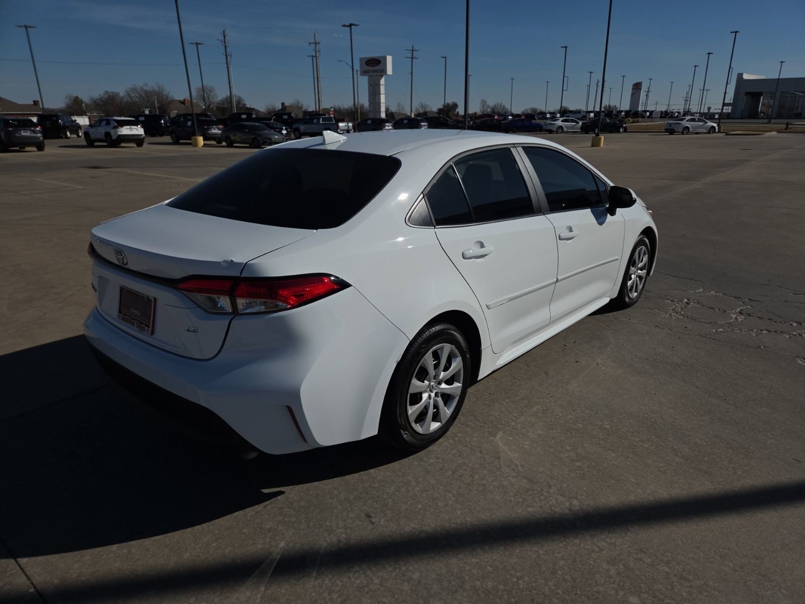 Used 2024 Toyota Corolla LE image 5