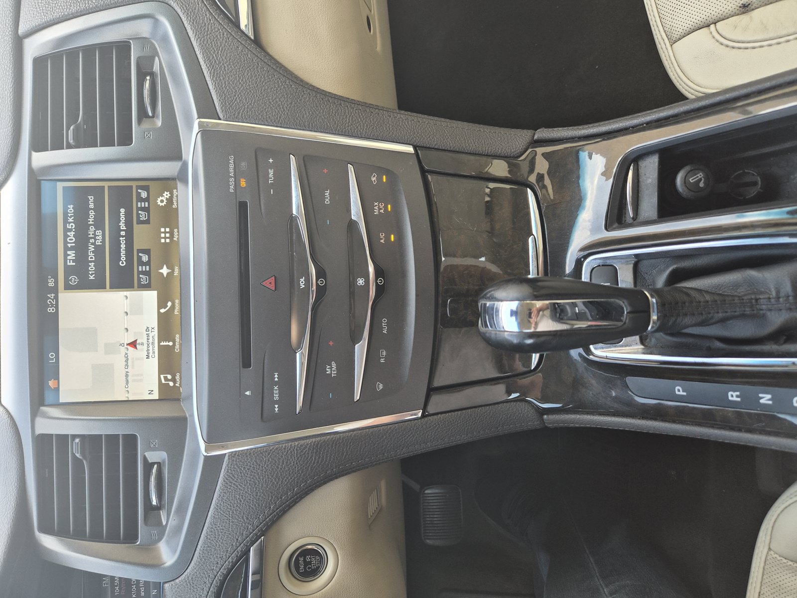 Used 2016 Lincoln MKS w/ Equipment Group 101A FWD image 12