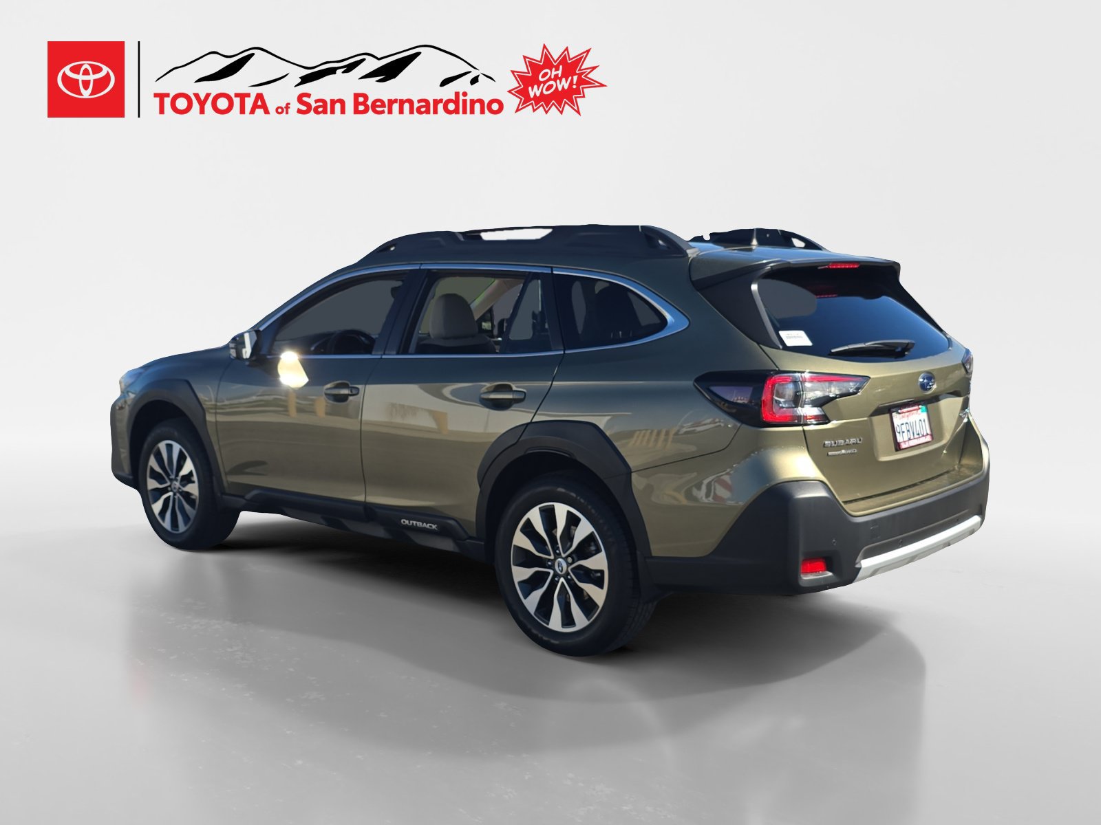 Used 2023 Subaru Outback Limited AWD/4WD image 3