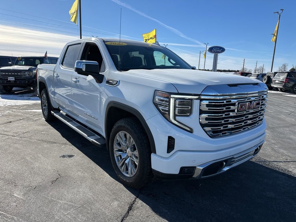 Used 2022 GMC Sierra 1500 Denali image 2