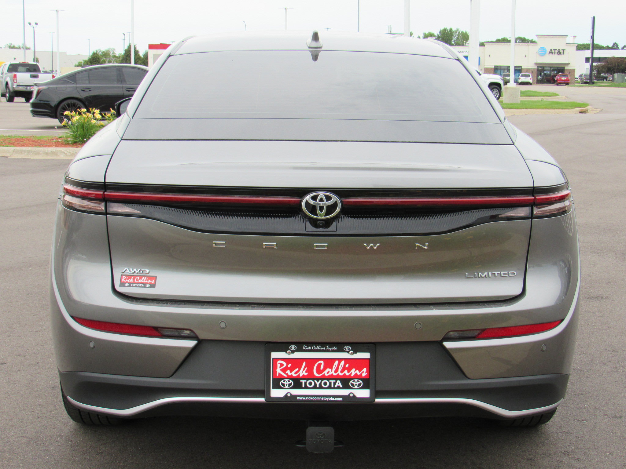 Used 2023 Toyota Crown AWD/4WD image 7