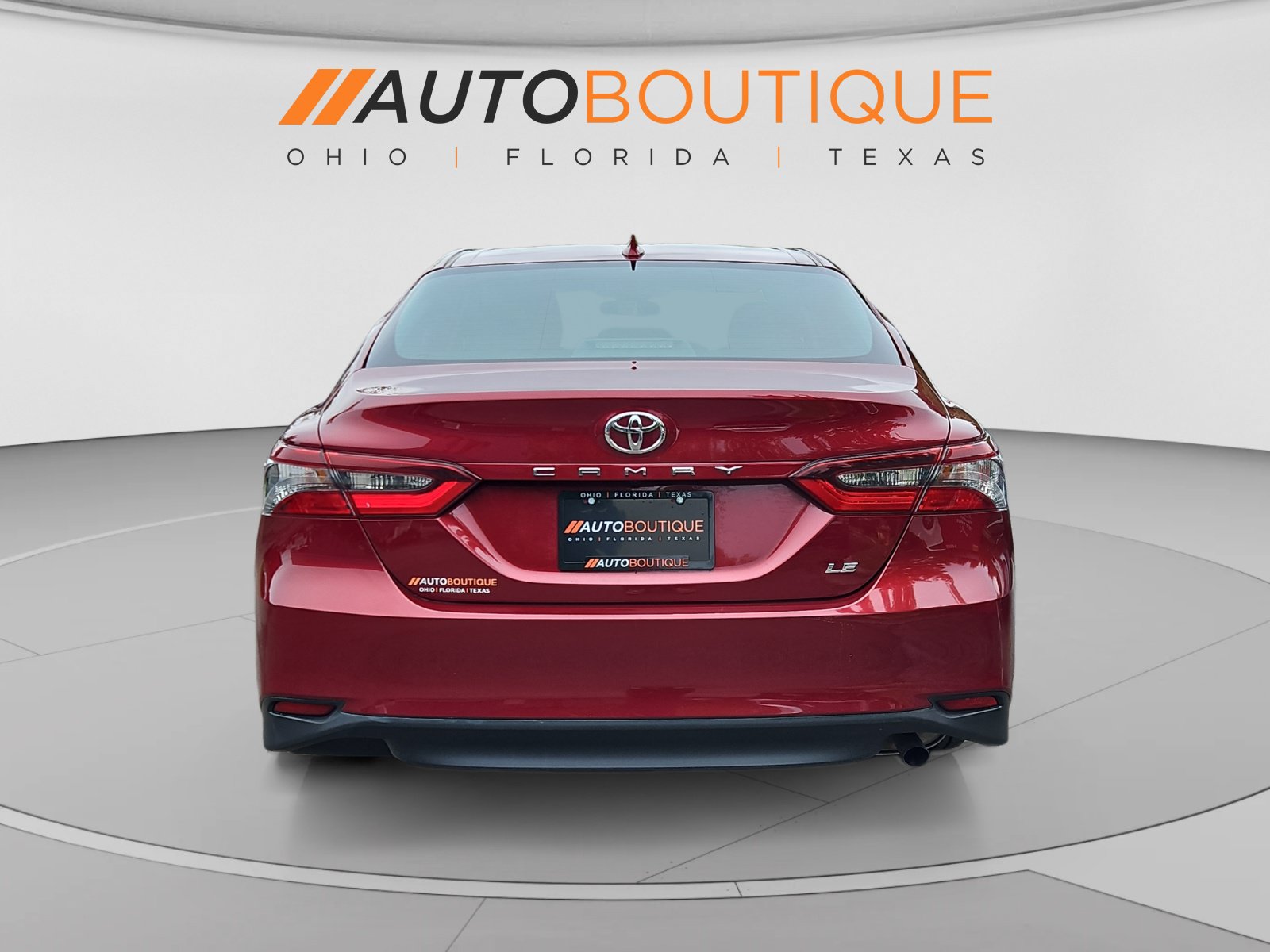 Used 2022 Toyota Camry LE FWD image 5