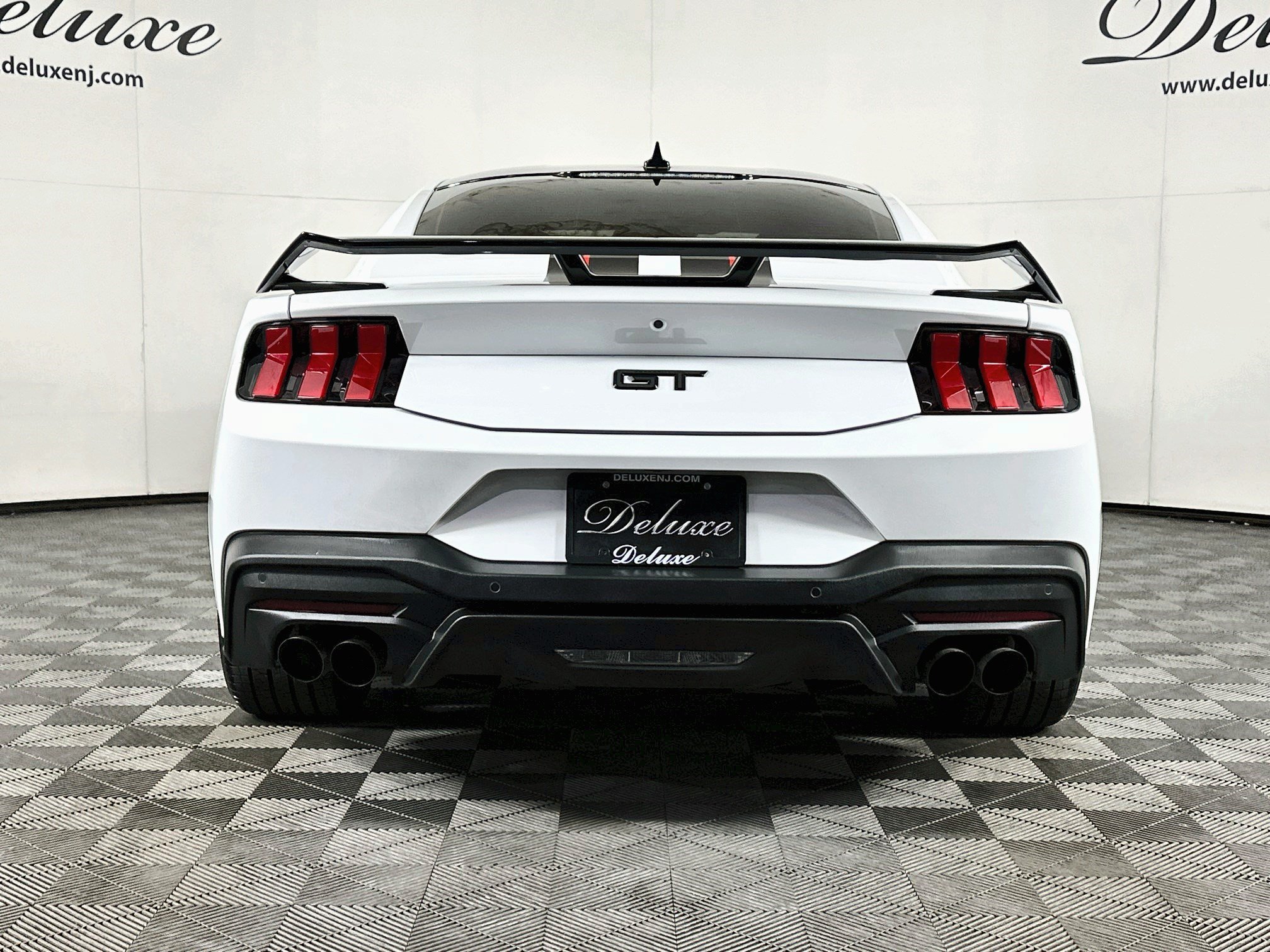 Used 2024 Ford Mustang GT Premium w/ GT Performance Package RWD image 5