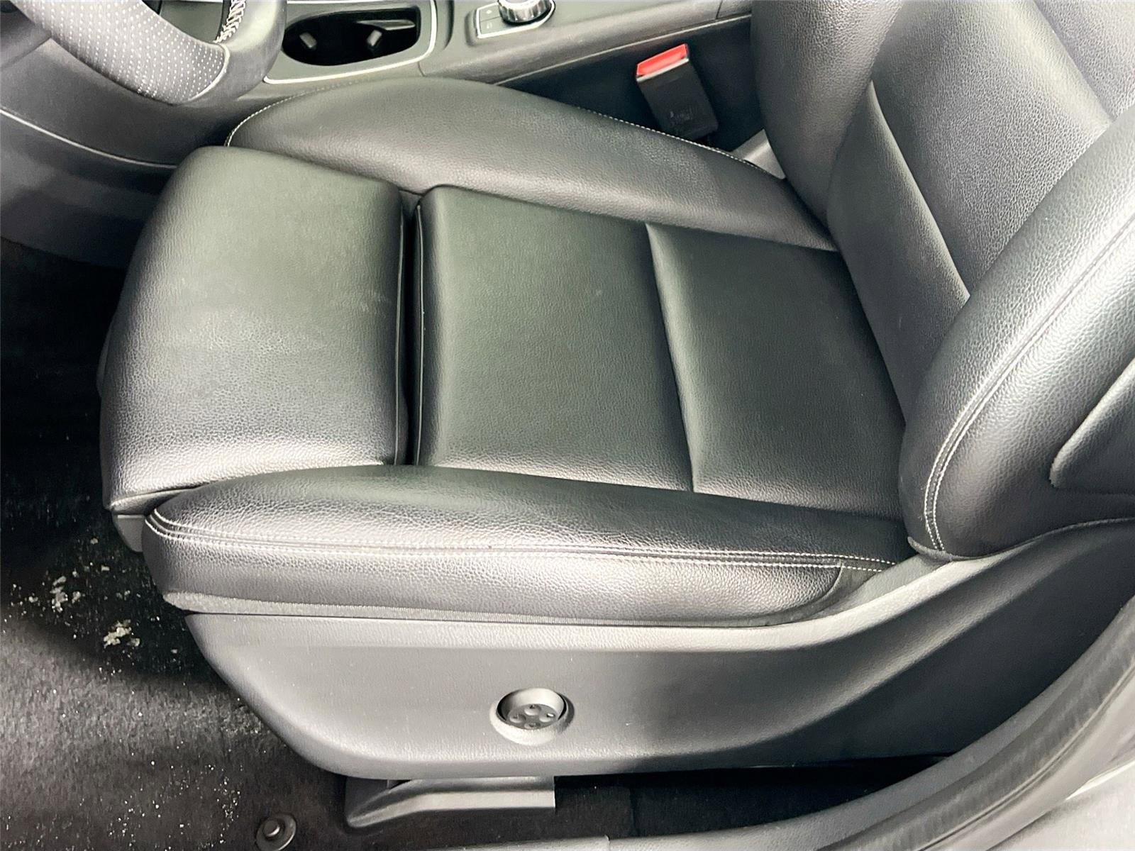 Used 2018 Mercedes-Benz GLA 250 4MATIC image 17