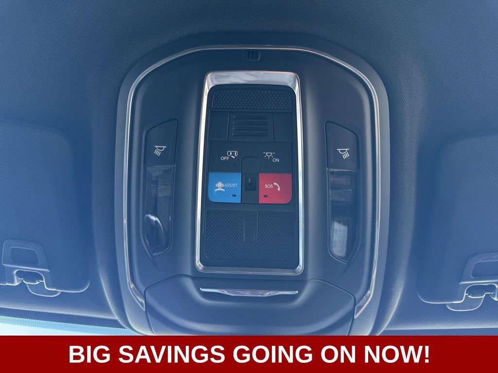 New 2025 Jeep Grand Cherokee L Laredo image 36