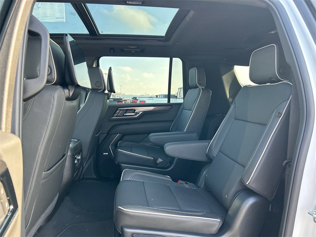 New 2026 GMC Yukon XL Elevation w/ Elevation Premium Package image 32