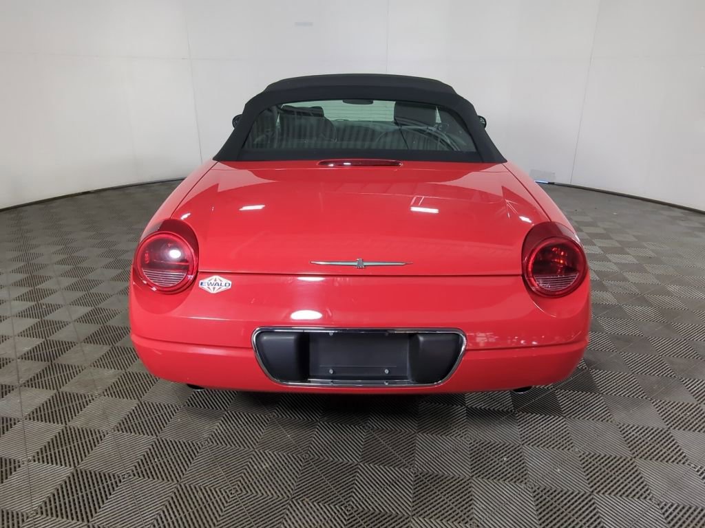 Used 2002 Ford Thunderbird Base image 9
