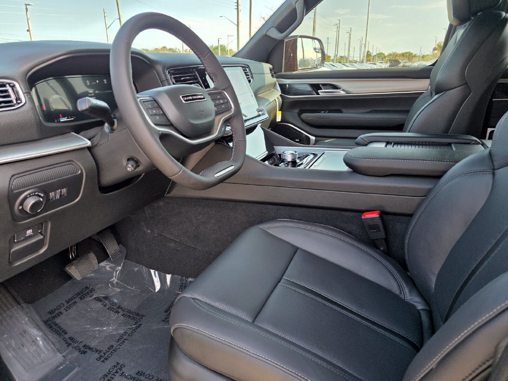 New 2026 Jeep Grand Wagoneer Limited AWD/4WD image 15