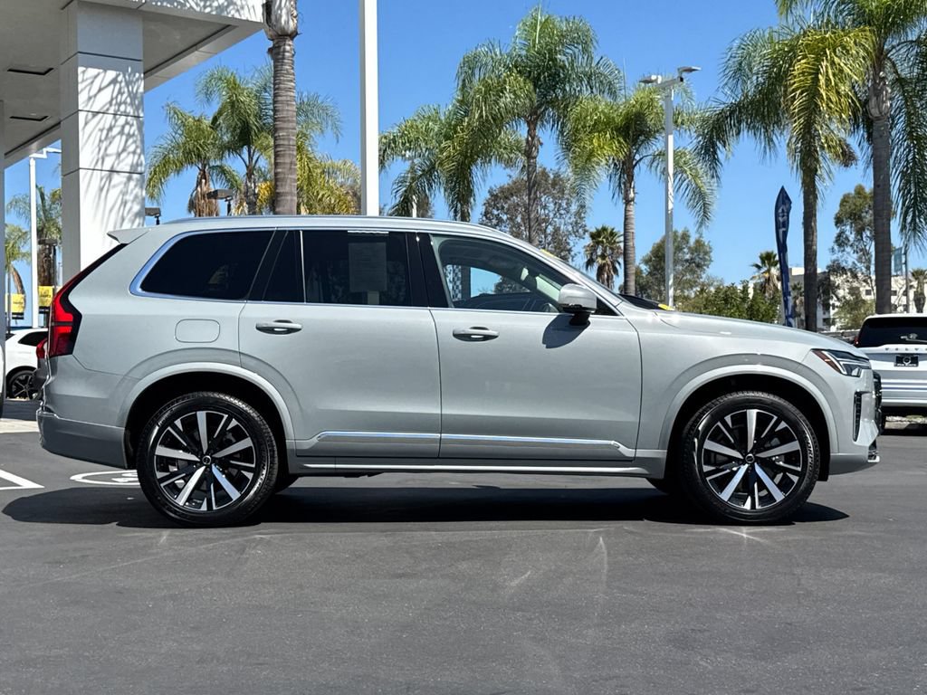 New 2026 Volvo XC90 B5 Core AWD/4WD image 6