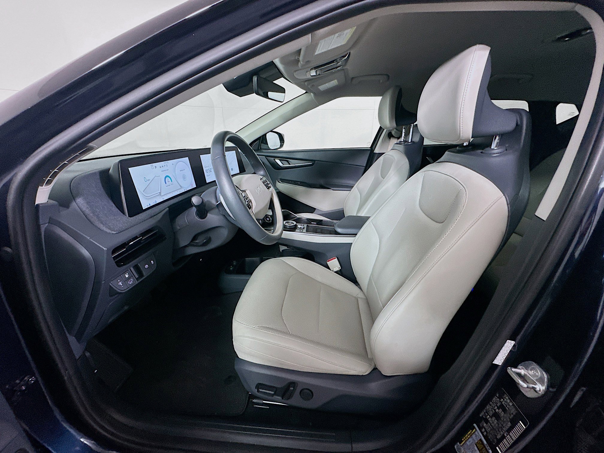 Used 2024 Kia EV6 Wind w/ Wind Technology Package image 13