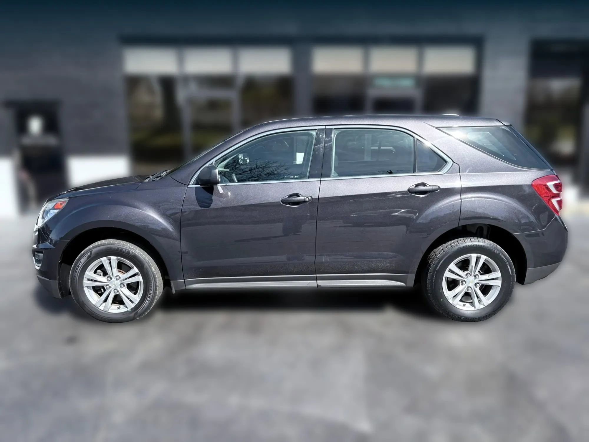 Used 2016 Chevrolet Equinox LS FWD image 2