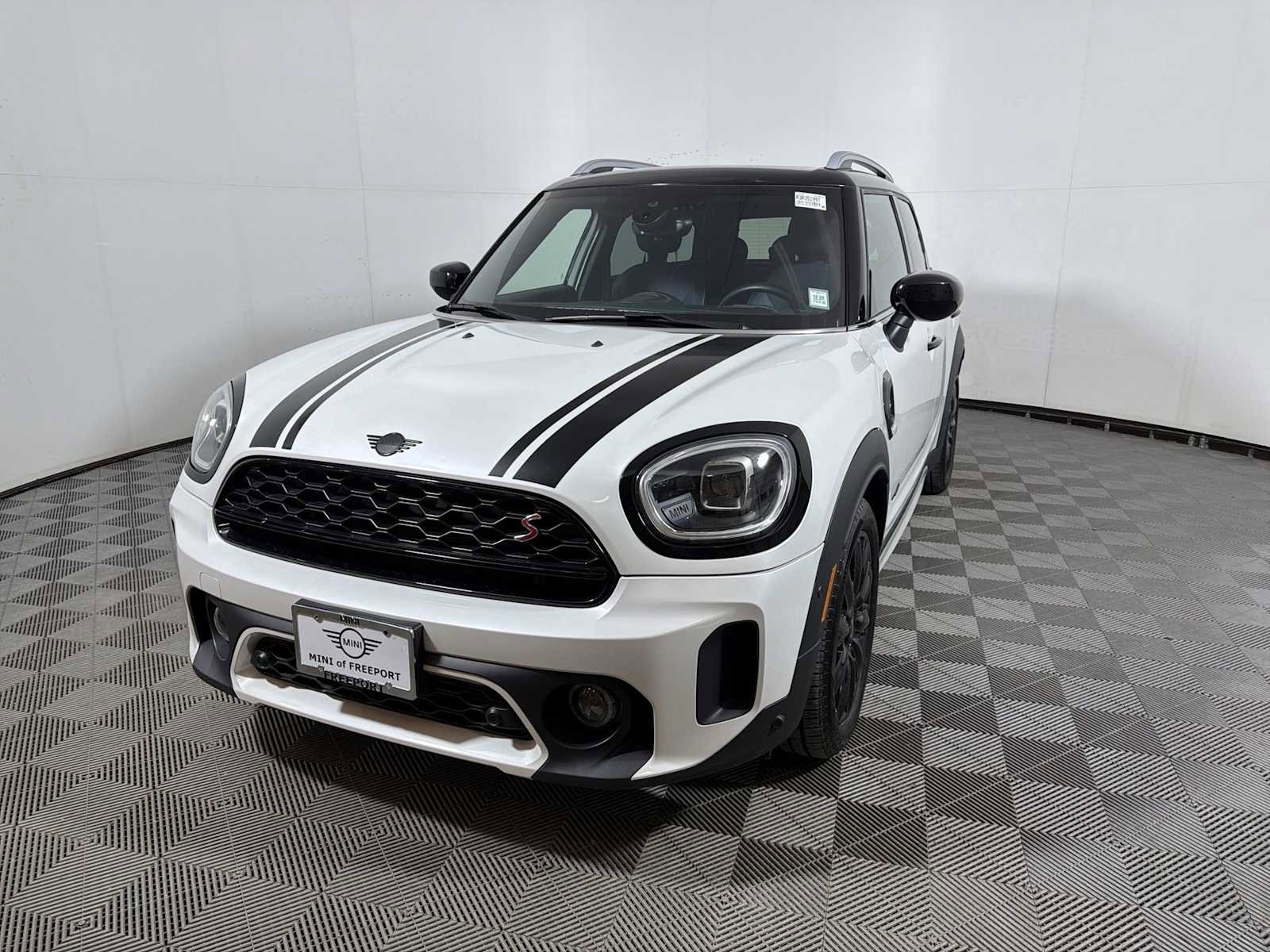 Certified 2024 MINI Cooper Countryman S image 3