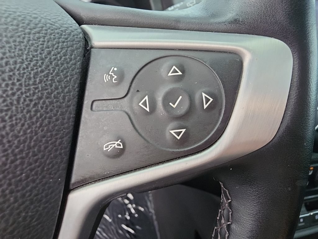 Used 2024 GMC Terrain SLT w/ Elevation Edition FWD image 26