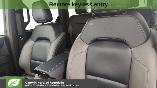 Used 2024 Ford Bronco Outer Banks image 11