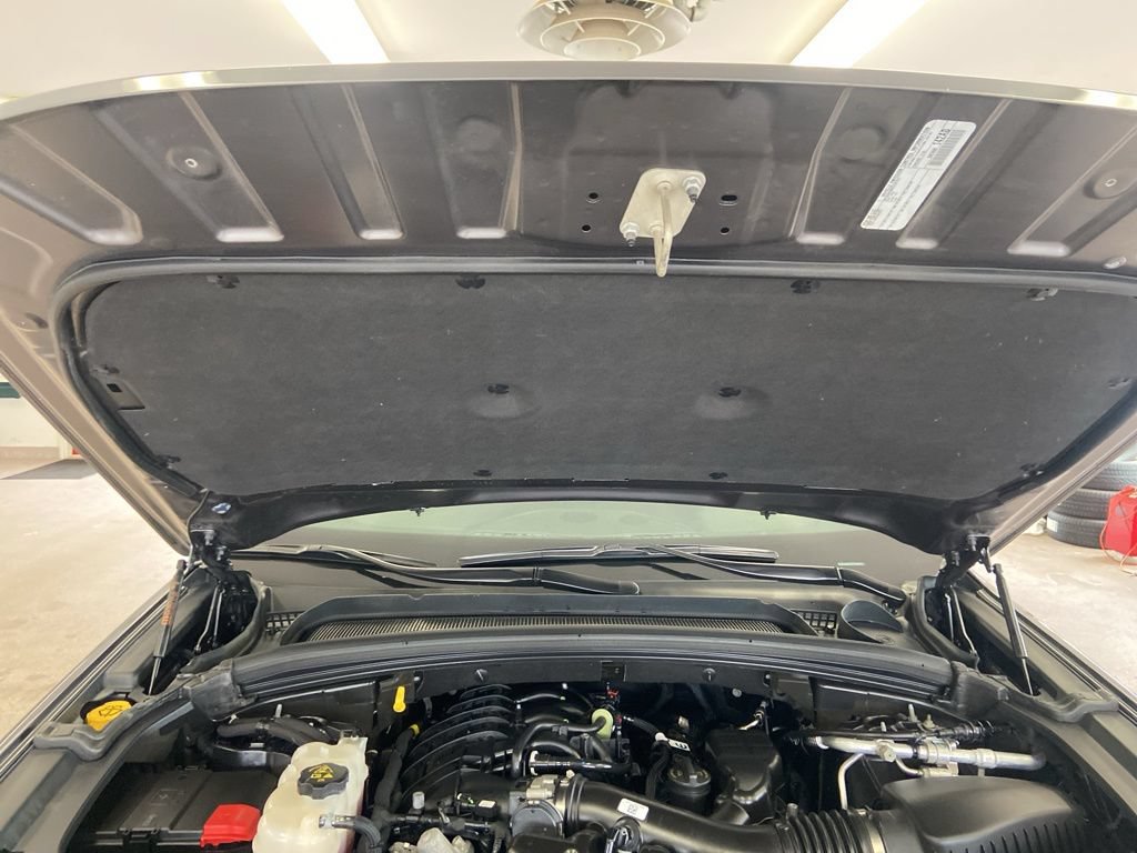 Certified 2023 Jeep Grand Cherokee L Limited AWD/4WD image 25
