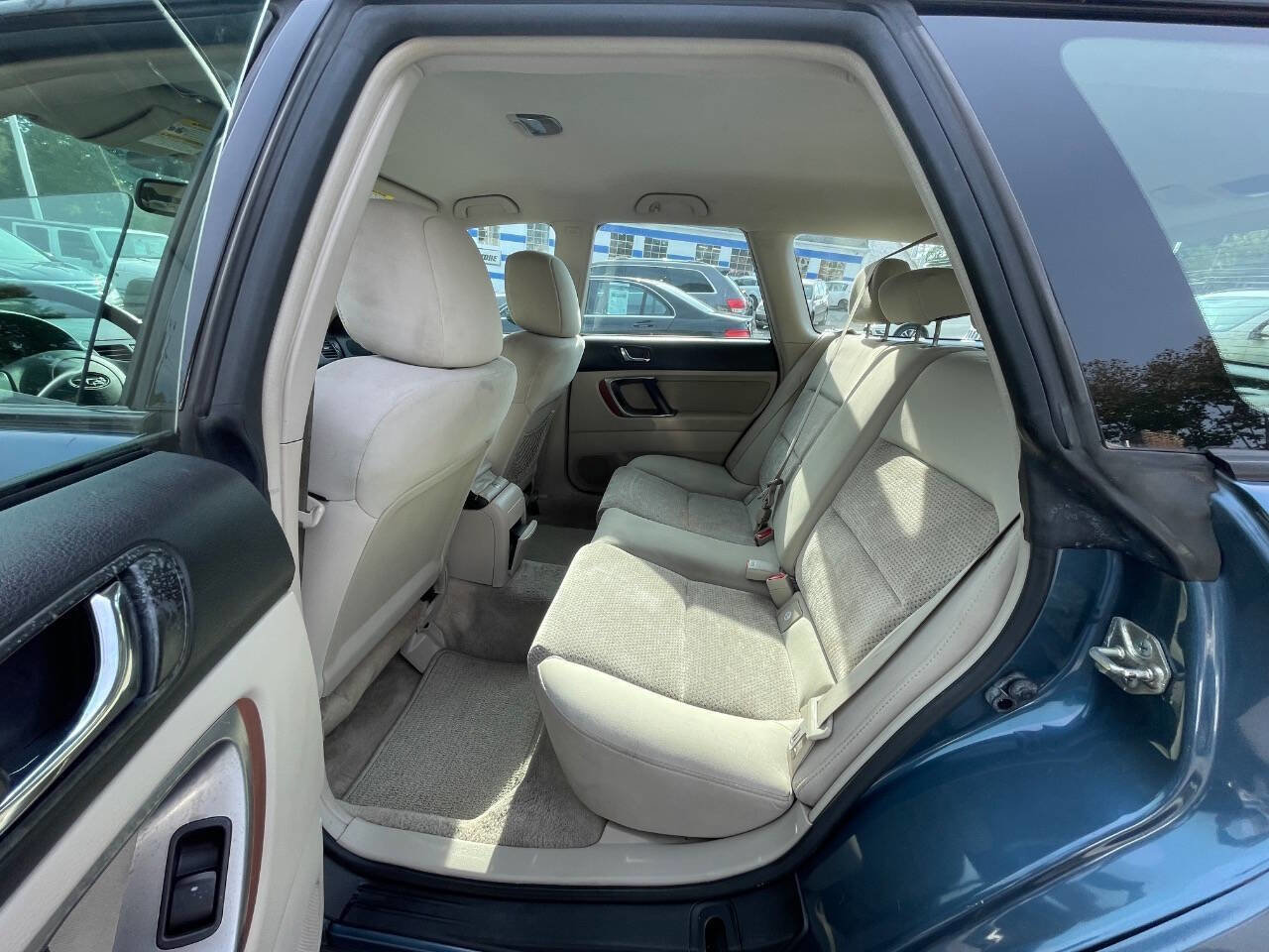 Used 2006 Subaru Outback 2.5i w/ Popular Equipment Group 2B image 21