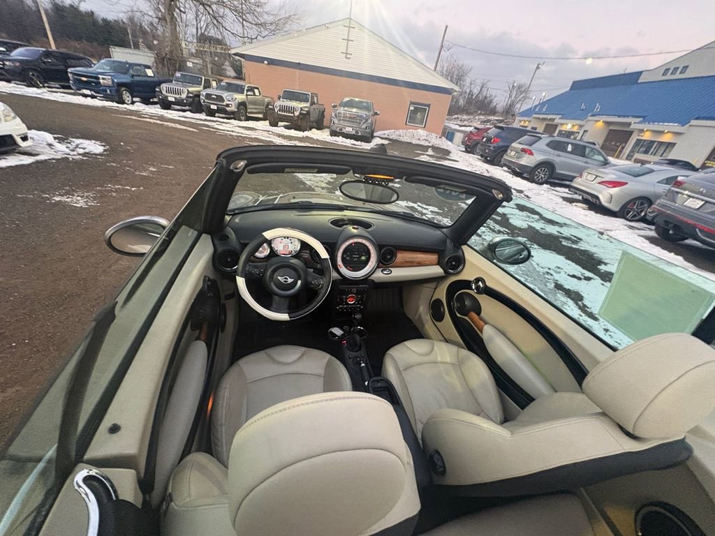 Used 2012 MINI Cooper Convertible image 22
