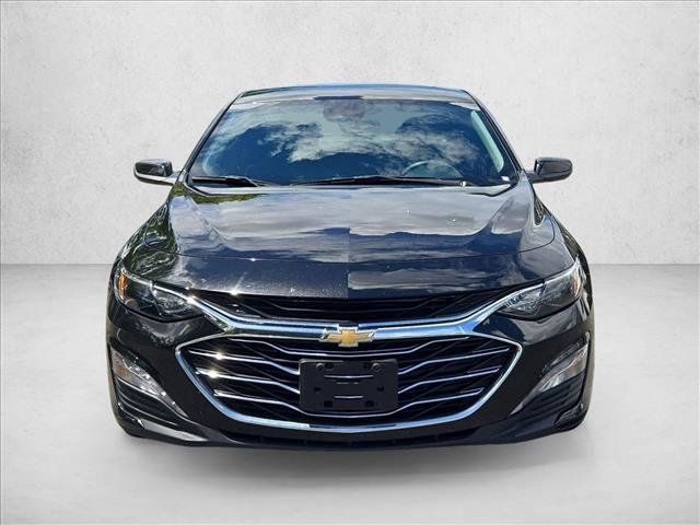 Used 2025 Chevrolet Malibu LT FWD image 2