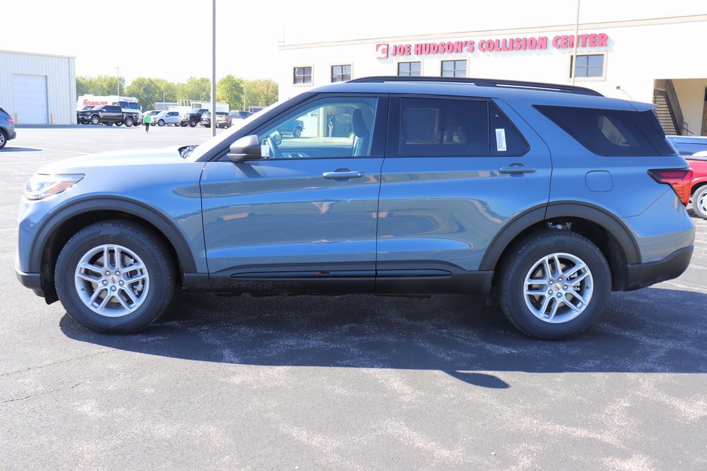 New 2026 Ford Explorer Active image 7