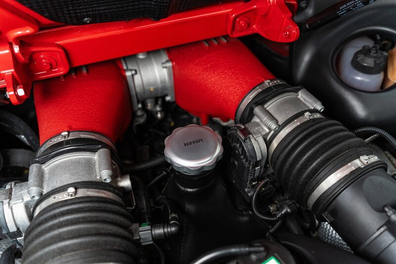 Used 2012 Ferrari 458 Spider RWD image 74